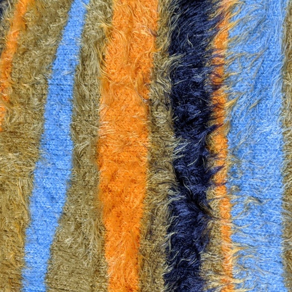 Marble Fluffy Sweater - Picture 3 of 8